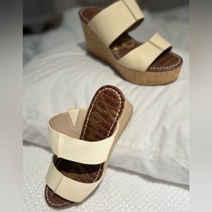 SAM EDELMAN DAMARA LEATHER PLATFORM SLIDES CREAM